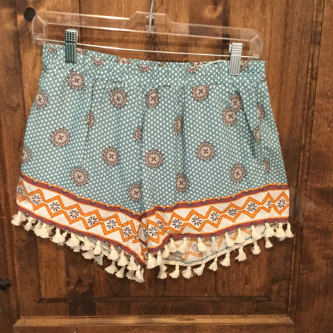 Grey patterened shorts with tassel